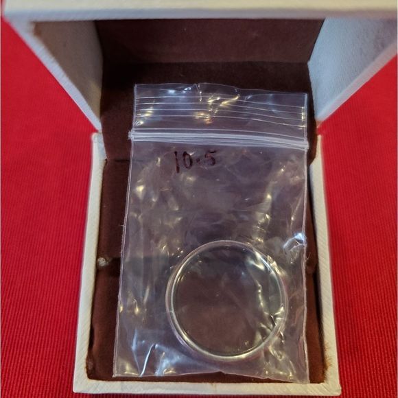 Tungsten Carbide Ring with I Love You Inscribed New 10.5 - Picture 3 of 3